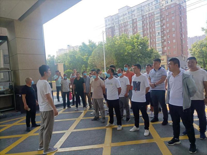 不斷學(xué)習，不斷超越丨集團公司組織各項目經(jīng)理前往碧桂園·天璽項目觀(guān)摩學(xué)習 